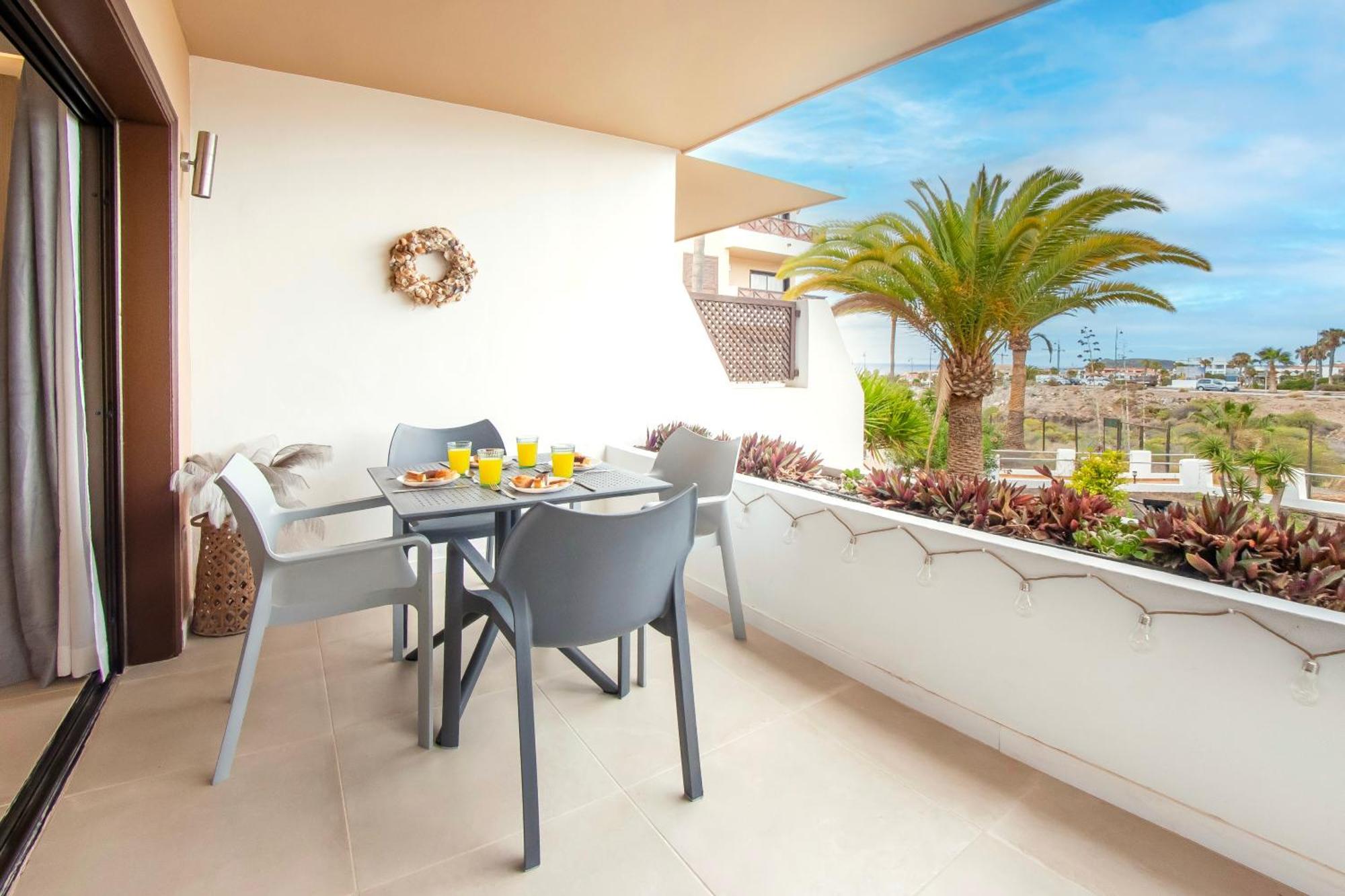 Newly Renovated, Luxurious Apartment With A Heated Pool, 259 Σαν Μιγκέλ ντε Αμπόνα Εξωτερικό φωτογραφία