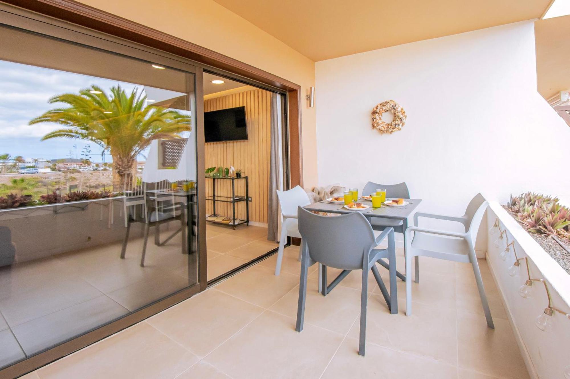 Newly Renovated, Luxurious Apartment With A Heated Pool, 259 Σαν Μιγκέλ ντε Αμπόνα Εξωτερικό φωτογραφία