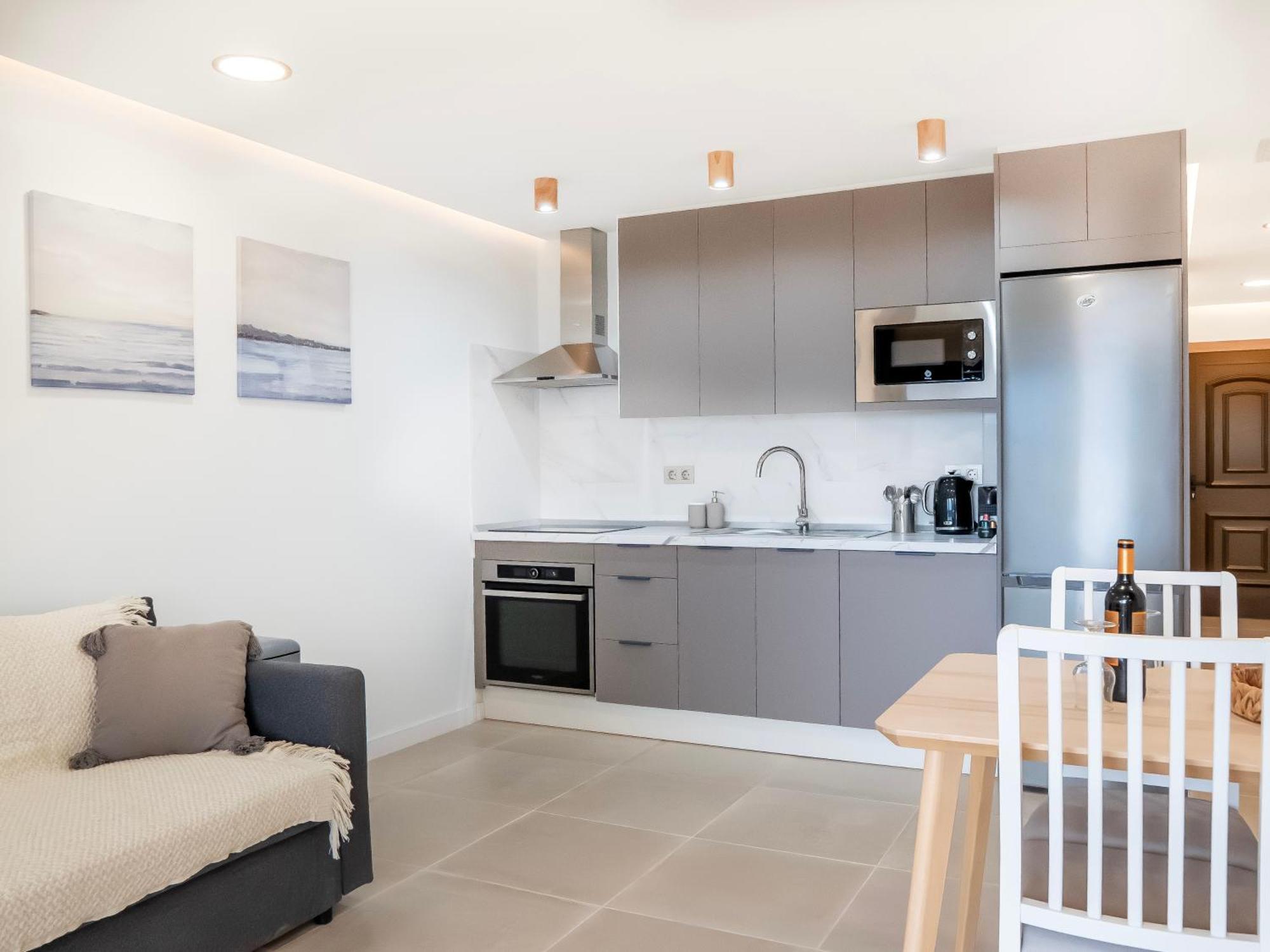 Newly Renovated, Luxurious Apartment With A Heated Pool, 259 Σαν Μιγκέλ ντε Αμπόνα Εξωτερικό φωτογραφία